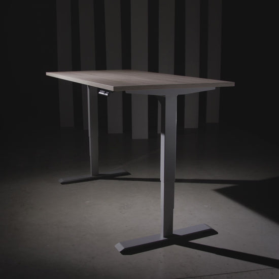 YOOS! Focus Workspace elektrisch verstelbaar bureau midden eiken aluminium frame