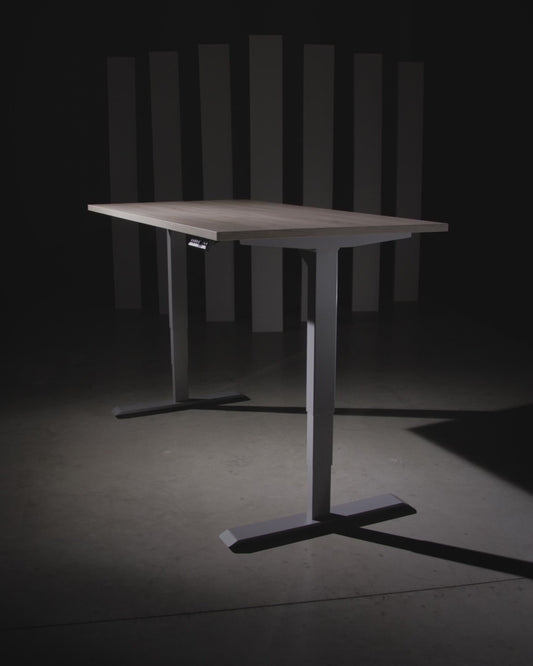 YOOS! Focus Workspace elektrisch verstelbaar bureau midden eiken aluminium frame